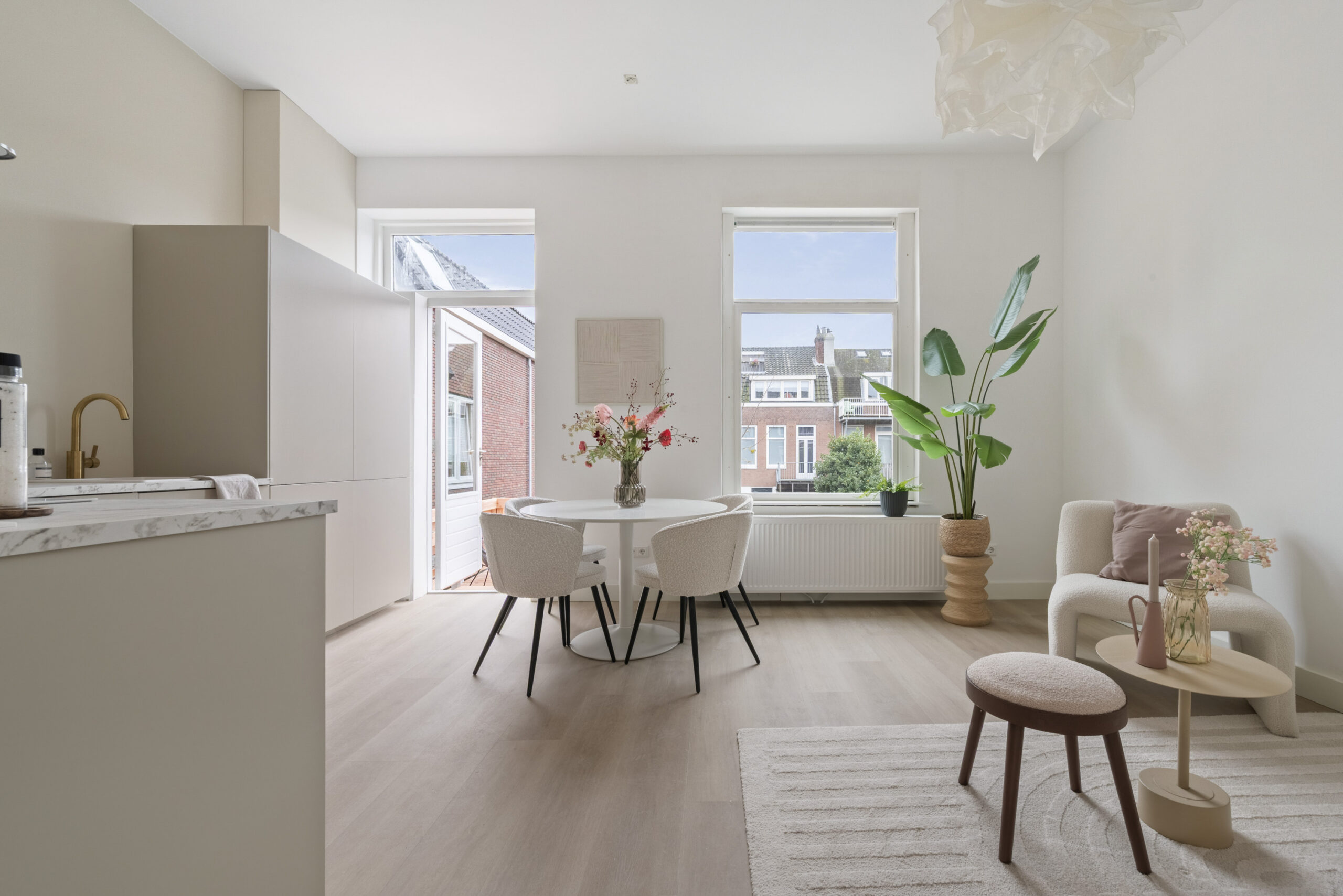 Hoofdafbeelding Linschotenstraat 4A